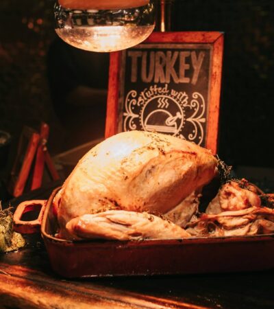 Mi kerül a karácsonyi asztalra más országokban? – ünnepi menük a világ körül